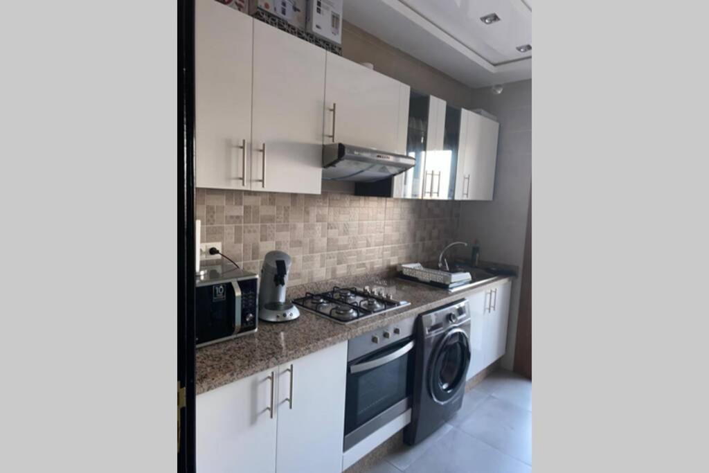 Appartement de 103m2 dans complexe balnéaire Lilac's garden Cabo Negro Esterno foto