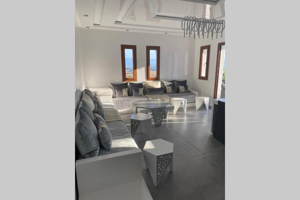 Appartement de 103m2 dans complexe balnéaire Lilac's garden Cabo Negro Esterno foto